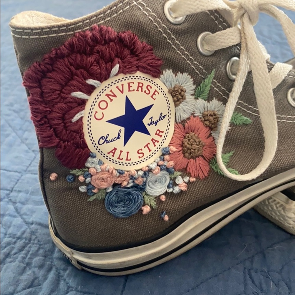 Hand Embroidered Converse Grey Size 11 - Picture 2 of 6